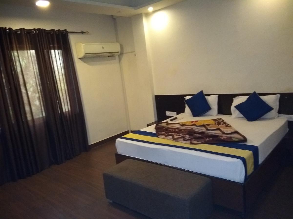 Abhi Rooms Jaipur Bagian luar foto