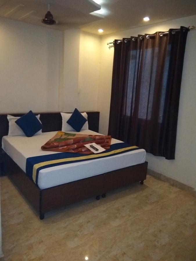 Abhi Rooms Jaipur Bagian luar foto